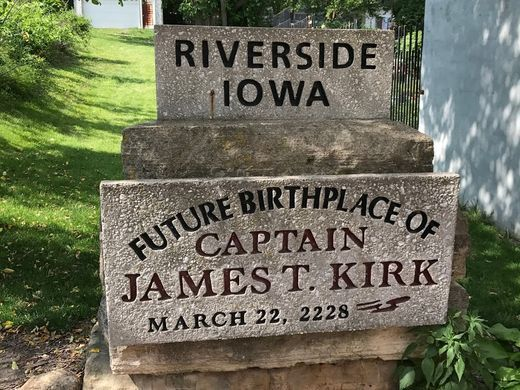 A fiktív hősök születésnapját is illik megünnepelni…