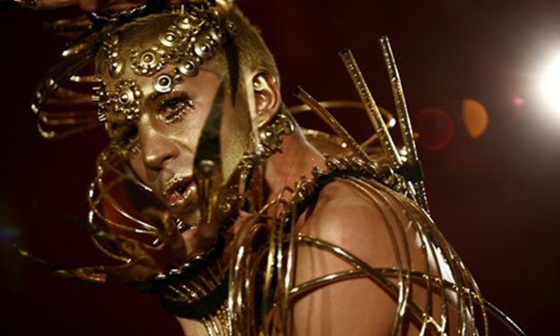 <span class="entry-title-primary">Juhász Vince nem hisz a falakban</span> <span class="entry-subtitle">A zentai származású fiatalember a saját útját járja, és úgy tűnik, hogy megtalálta helyét a művészvilágban</span>