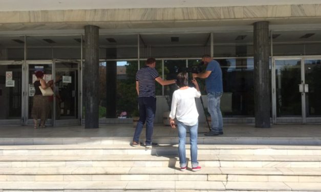 Bogdan Laban a hátsó ajtón távozott az ügyészségről