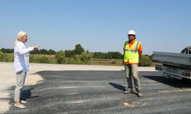 Váratlanul megjelent a miniszter egy építkezésen és nagyon ideges lett