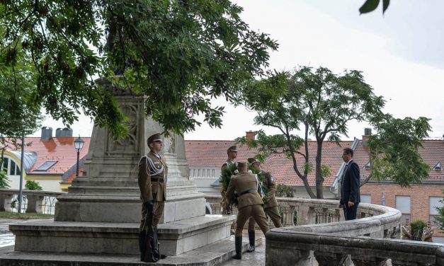 Hunyadi János és Nándorfehérvár