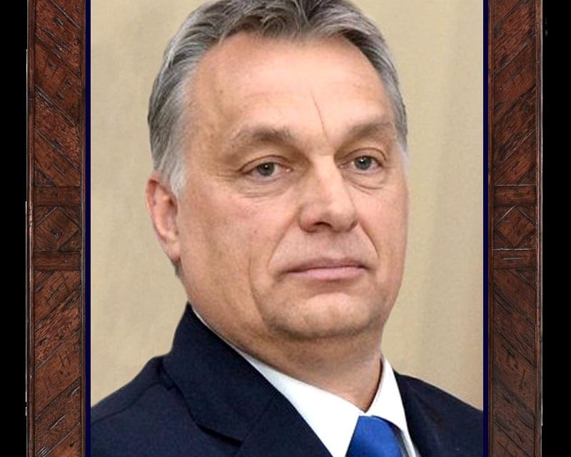 A nap twittje: Orbán Viktor képe a kávézók falán