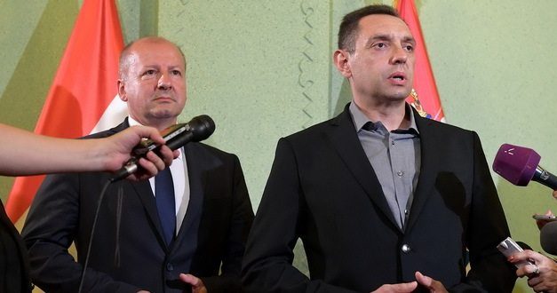 Vulin és Simicskó a katonai együttműködésről tárgyalt