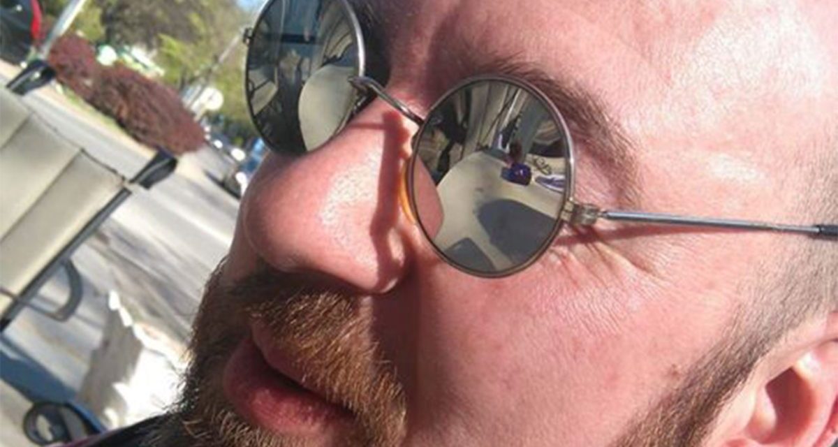 <span class="entry-title-primary">Drót (könyvbemutató és koncert)</span> <span class="entry-subtitle">Zenta, Rin-Tin-Tin kávézó, szeptember 2. – Kezdés: 19,00</span>