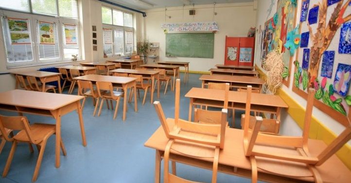 Mintegy 4500 tanár munkaerő-felesleg