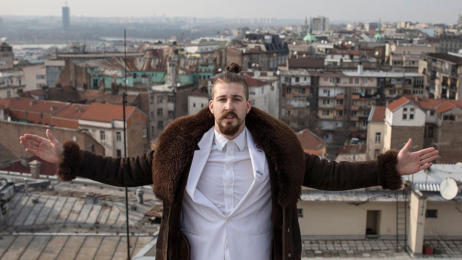 Együttműködik-e Beli a haladókkal?