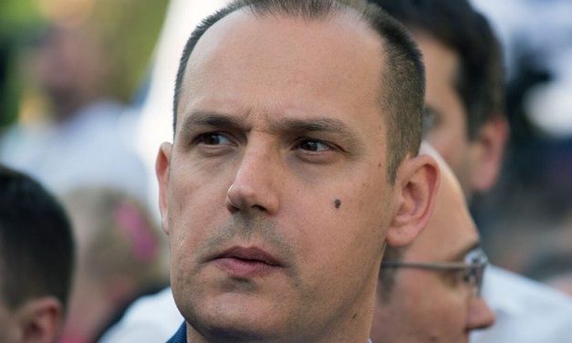 Ezernégyszáz munkahely létesül az egészségügyben