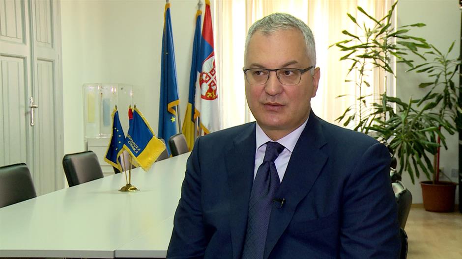 Šutanovac: Ma csak az SNS tagjai élnek jobban Szerbiában