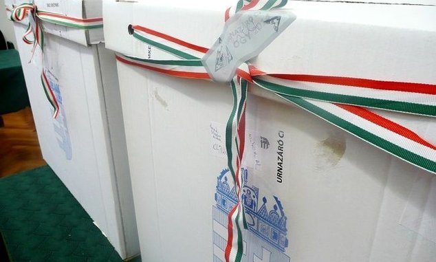 <span class="entry-title-primary">Levelet várhatunk a Nemzeti Választási Irodától</span> <span class="entry-subtitle">Regisztrálnia kell annak, aki szavazni akar a jövő évi magyarországi választásokon</span>