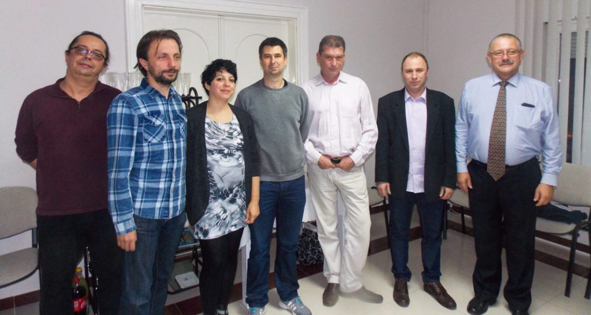 Egyéves a Szabad Magyar Szó!