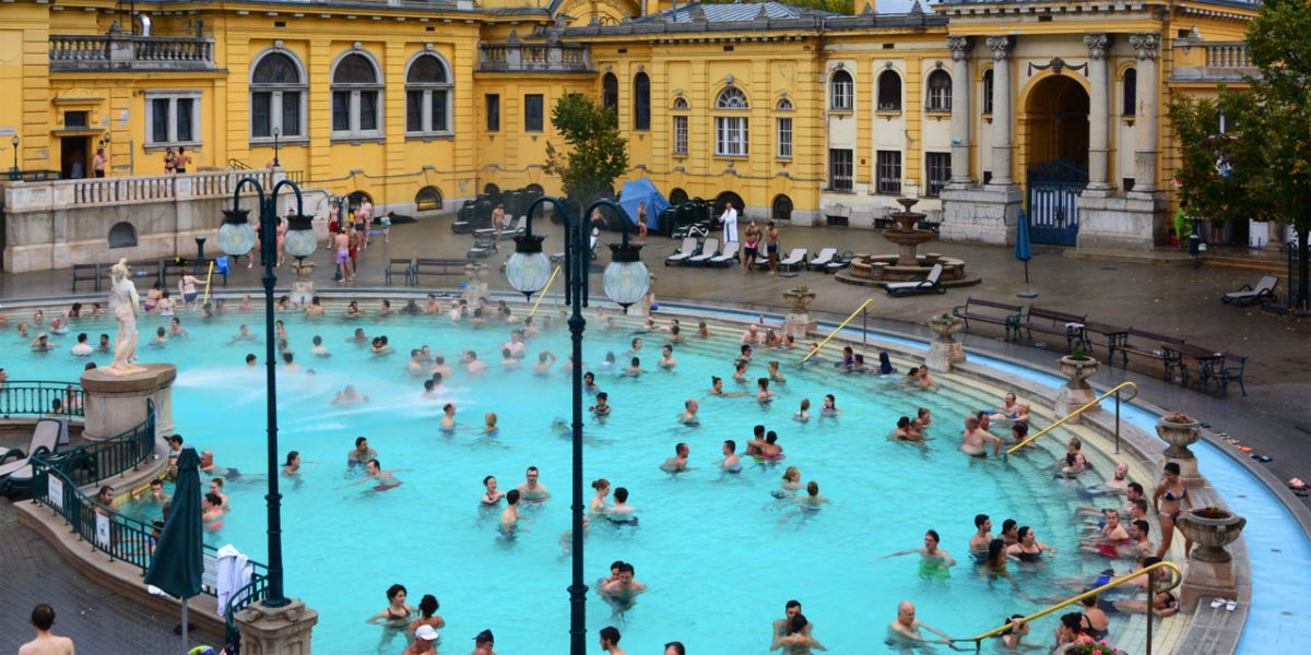 <span class="entry-title-primary">A Magyar Fürdőkultúra Napja</span> <span class="entry-subtitle">Szaunába!</span>