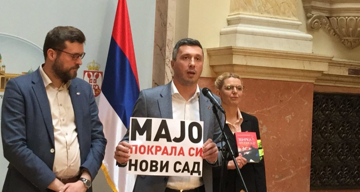 Maja Gojković azt állítja, megtámadták őt a Dveri képviselői