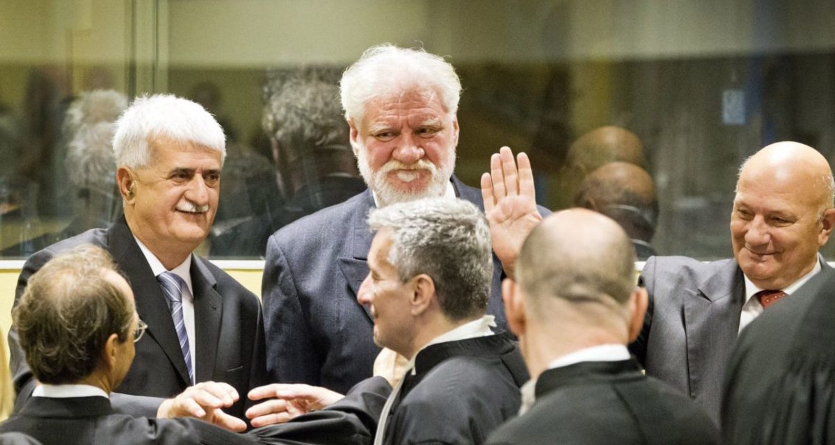 Hat horvát nemzetiségű személy kaphat súlyos ítéletet szerdán Hágában