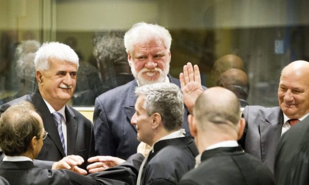 Hat horvát nemzetiségű személy kaphat súlyos ítéletet szerdán Hágában