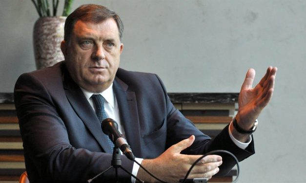 Az új boszniai szerb alkotmány lehetővé teszi az elszakadást