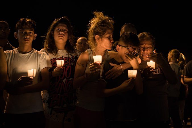 <span class="entry-title-primary">Templomi tömeggyilkosság Texasban</span> <span class="entry-subtitle">26 halott (huszonhetedik maga a tettes), 24 sebesült</span>