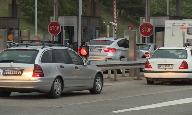 <span class="entry-title-primary">A szerbiai fizet, a külföldi száguldozik</span> <span class="entry-subtitle">Diszkrimináció az átlagsebesség miatti büntetések során – A szerbiai rendszámú autókat mindig, a külföldieket csak alkalomadtán büntetik</span>