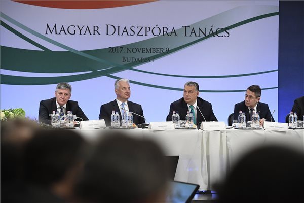 „A diaszpórában élő magyarság a nemzeti büszkeségnek egyszerre forrása és erőtartaléka”