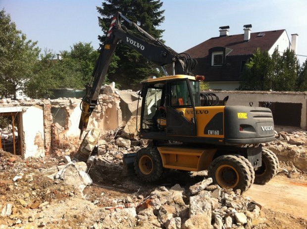 <span class="entry-title-primary">Lebontják a házamat?</span> <span class="entry-subtitle">Vajdaságban több településen is bontással fenyegetik a háztulajdonosokat</span>