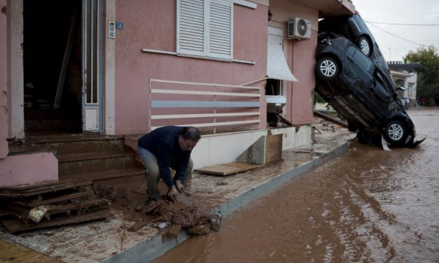 Áradások sújtják Görögországot, eddig 13 halott (GALÉRIA)
