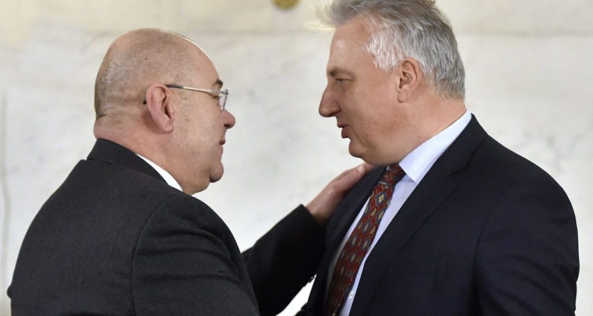 TUSVÁNYOS: Példaértékű a magyarság helyzete Szerbiában