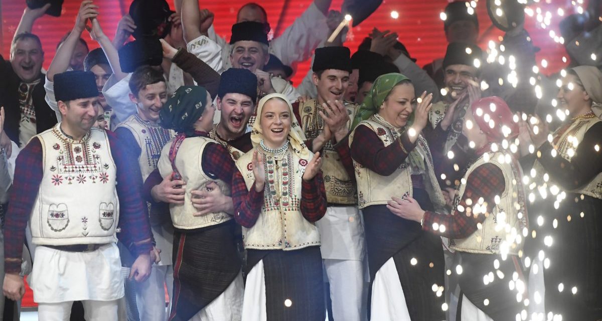 <span class="entry-title-primary">Ez a páva, hej, magasra szállt…</span> <span class="entry-subtitle">Ön is rájuk szavazott? – Kezdje az új évet a Tatrospart Néptánccsoporttal!</span>