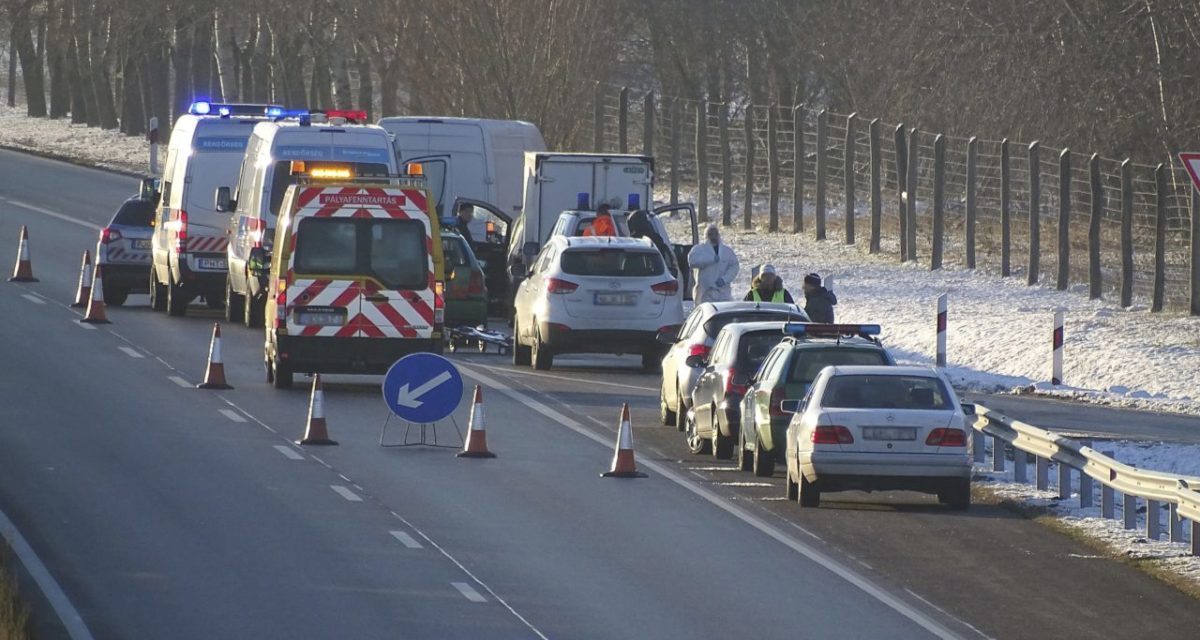 Baleset az M5-ös autópályán Budapest felé