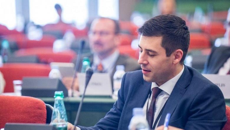 Deli a roamingdíjak eltörlését szorgalmazza