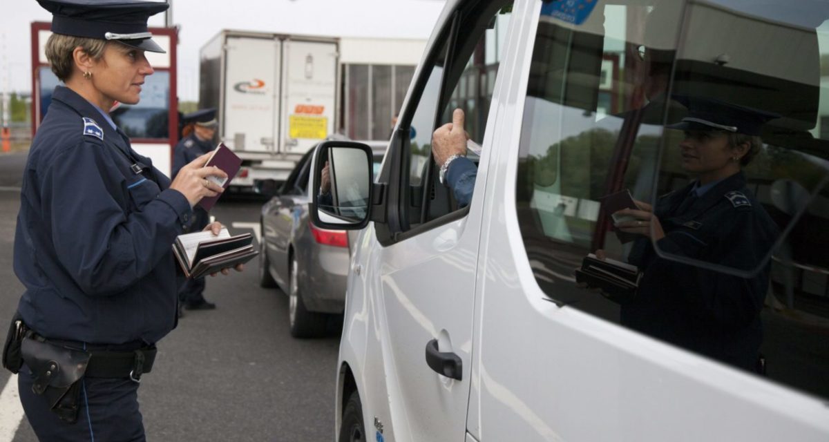 Július 31-ig, azaz holnapig tart nyitva este 10-ig a röszkei közúti határátkelőhely