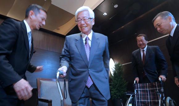 „Életvégi” partit tartott egy japán üzletember