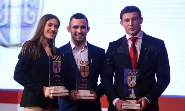 Nemes az olimpiai bizottság különdíjasai között