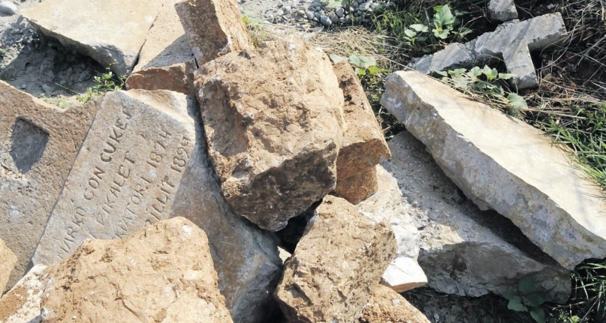 <span class="entry-title-primary">A megdicsőült test első pillanata</span> <span class="entry-subtitle">Szent II. János Pál pápa verse Az anya című ciklusból</span>