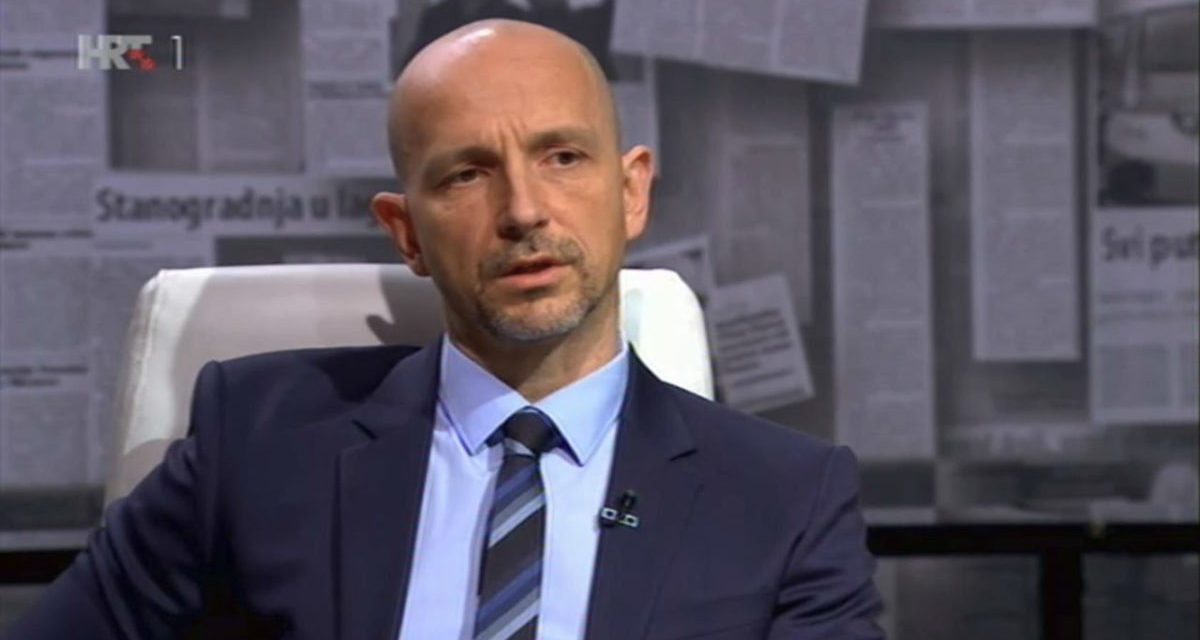 Már kérdezni sem szabad?