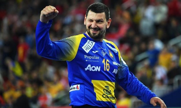 Sterbik: Boldogan vonulok vissza!