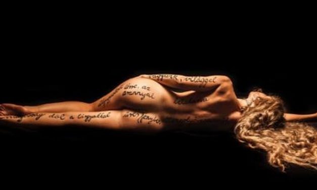 <span class="entry-title-primary">A halál oka</span> <span class="entry-subtitle">Viola Szandra verse</span>