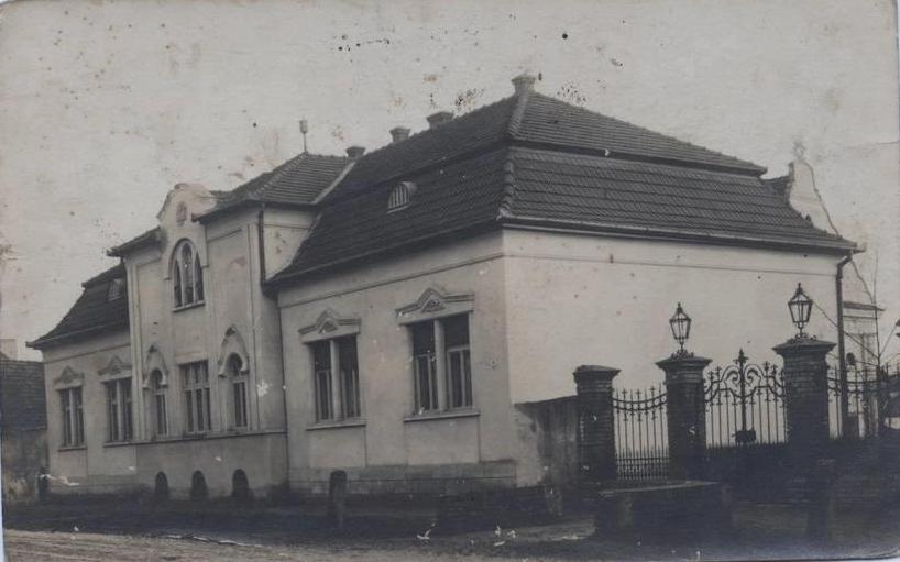 Jöhet most egy jó pofa sör?