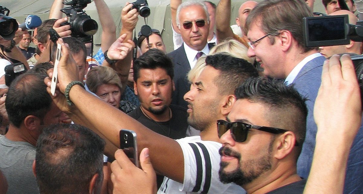 <span class="entry-title-primary">Szerbia befogadja a menekülteket</span> <span class="entry-subtitle">Az állam annyi menekültet fogad, amennyit az uniós kvóták előírnak</span>