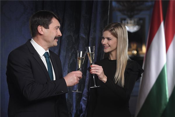 Áder János: Mindig tiszteljük a másikban az embert