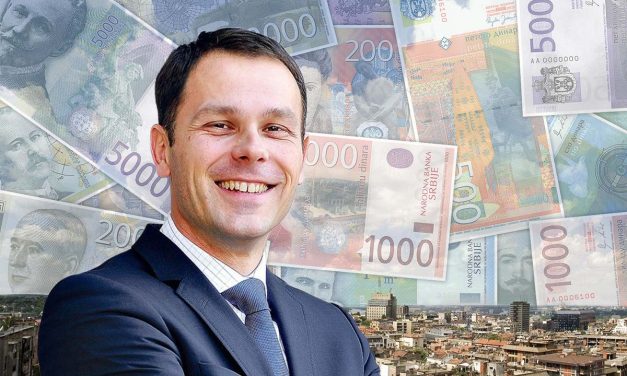 Mali: Aranykor vár Szerbiára