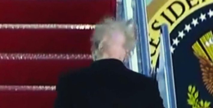 <span class="entry-title-primary">A császár kopasz! (Trumpizmusok)</span> <span class="entry-subtitle">Kiderült, mi lakozik a lakkozott elnöki „hajkorona" alatt</span>