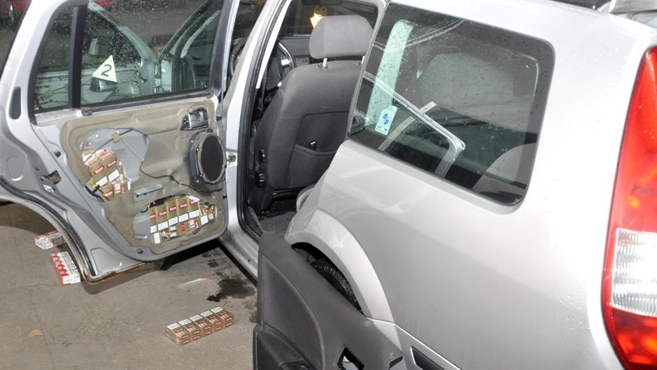 Korrupt vámosok és csempészek kerültek rács mögé Szabadkán