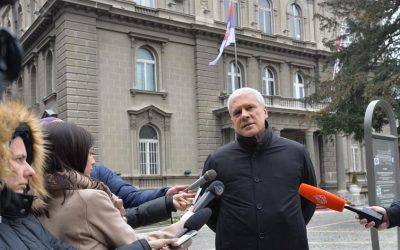 Boris Tadić meglátogatta az éhségsztrájkoló képviselőket