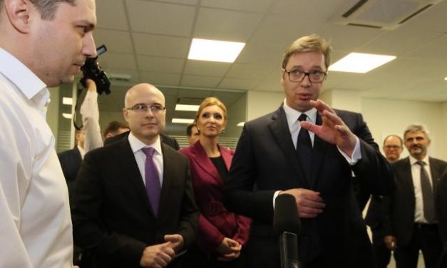Vučić: Itt az idő, hogy a külföldre távozott fiatal szakembereket visszahívjuk az országba