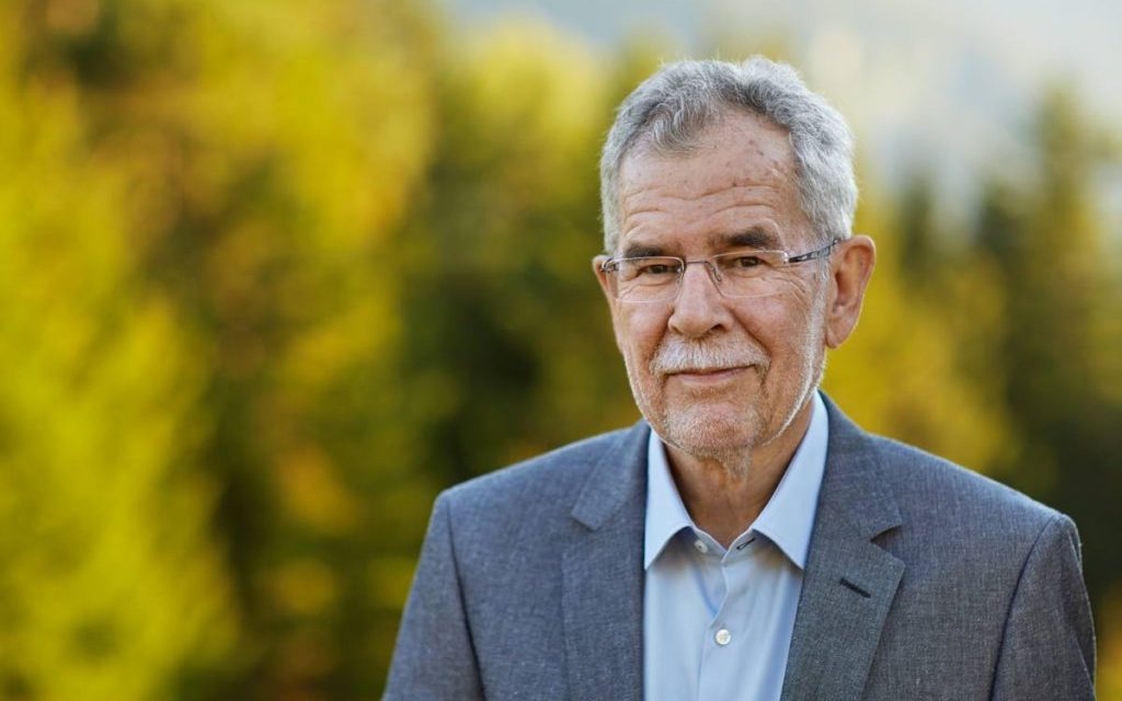 <span class="entry-title-primary">Az osztrákok bűne (is)</span> <span class="entry-subtitle">Ausztria felelősségére hívta fel a figyelmet az Anschluss-megemlékezésen az államfő</span>