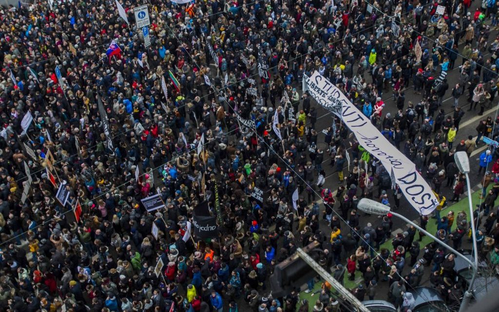 A rendszerváltás óta nem voltak ekkora tüntetések Szlovákiában