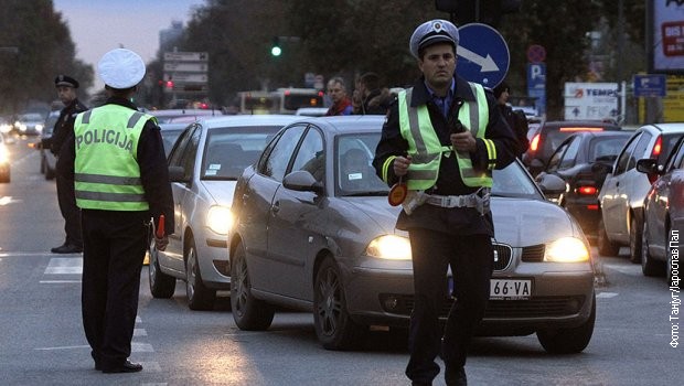 <span class="entry-title-primary">Csökkent a megengedett alkoholszint – többet fizet, ha nem köti be a biztonsági övet</span> <span class="entry-subtitle">Elfogadták a közlekedésbiztonsági törvény módosításait</span>