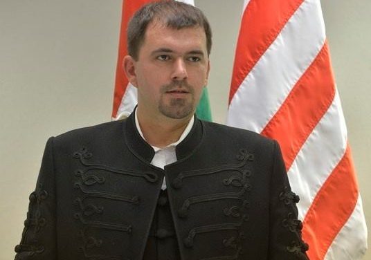 <span class="entry-title-primary">Példaértékű?</span> <span class="entry-subtitle">Facebook-bejegyzésben reagált a Jobbik Orbán Viktor szabadkai látogatására</span>