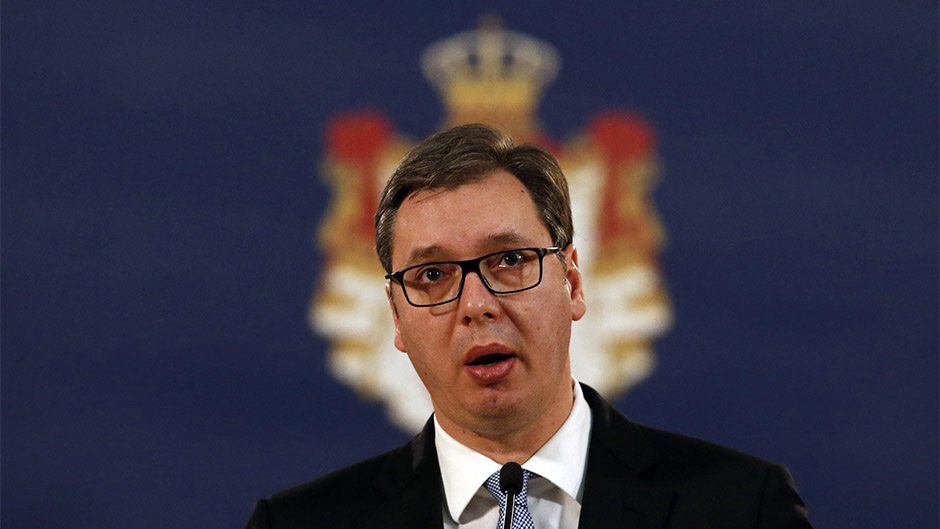 Vučić: Nem csökkenthetik a hangerőt, amíg én beszélek!