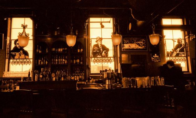 <span class="entry-title-primary">Száz év kellett az íreknek, hogy újra ihassanak</span> <span class="entry-subtitle">AZ idén végre nagypénteken is nyitva tarthatnak a kocsmák</span>