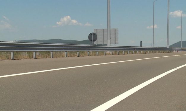 Autópályán negyven kilométeren át szemben a forgalommal